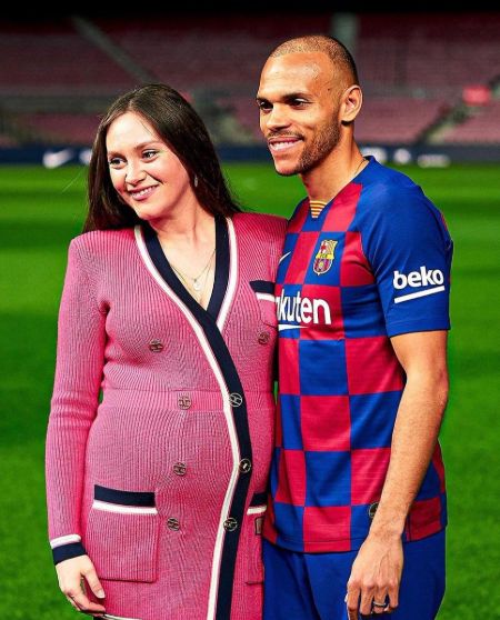 Martin Braithwaite is currently married to his wife Anne-Laure Louis.